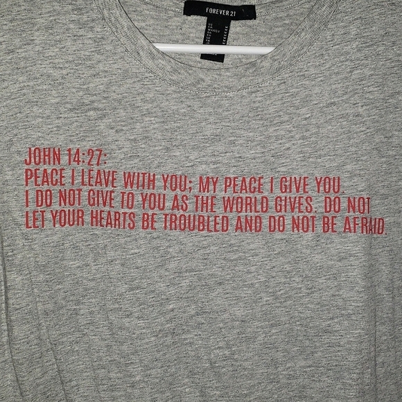 Forever 21 T Shirt - Picture 2 of 4